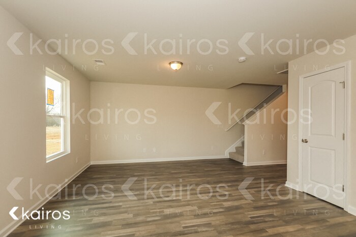 Building Photo - 457 Wagon Trail