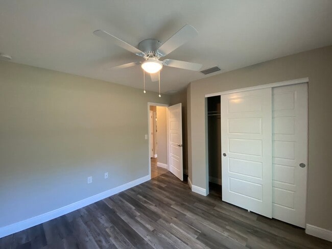 Building Photo - Custom Home - Desirable SE Ocala Neighborhood 3/2/2 **Won't Last**
