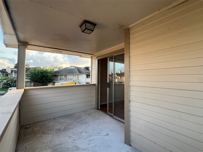 Building Photo - 11507 Meadow Ln