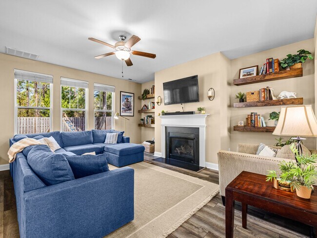 Building Photo - Neighborhoods of Holly Ridge