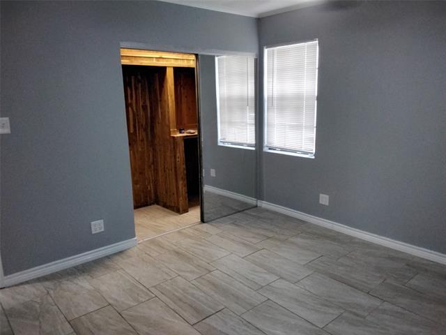 Building Photo - 2317 Meadow Dale