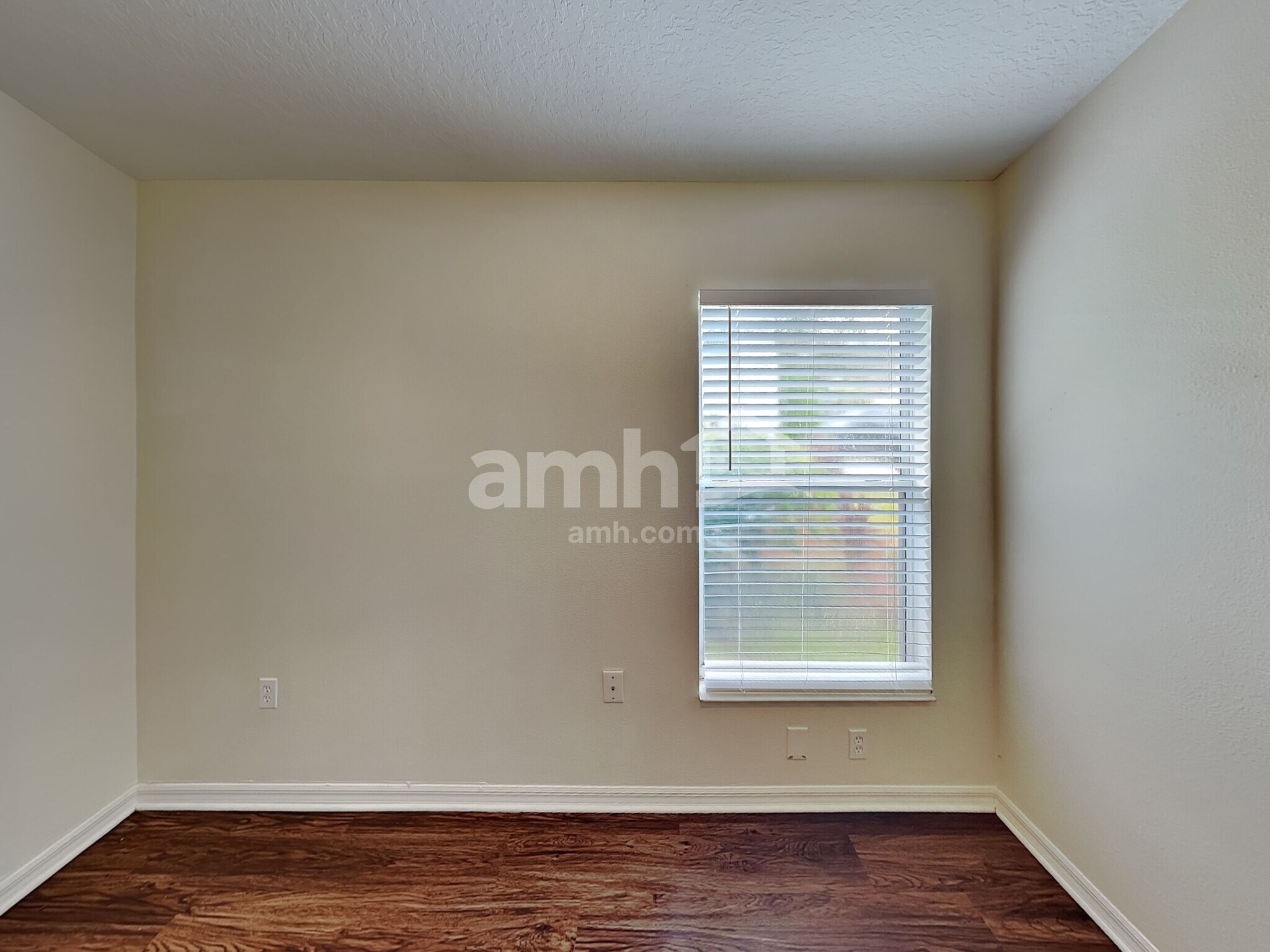 Building Photo - 33437 Irongate Dr