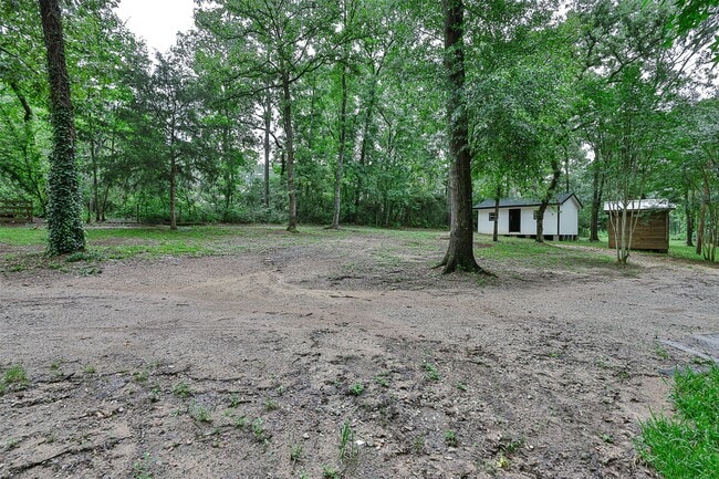 Building Photo - 12028 Cedar Ln