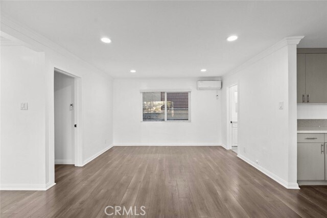 Building Photo - 408 Spencer St