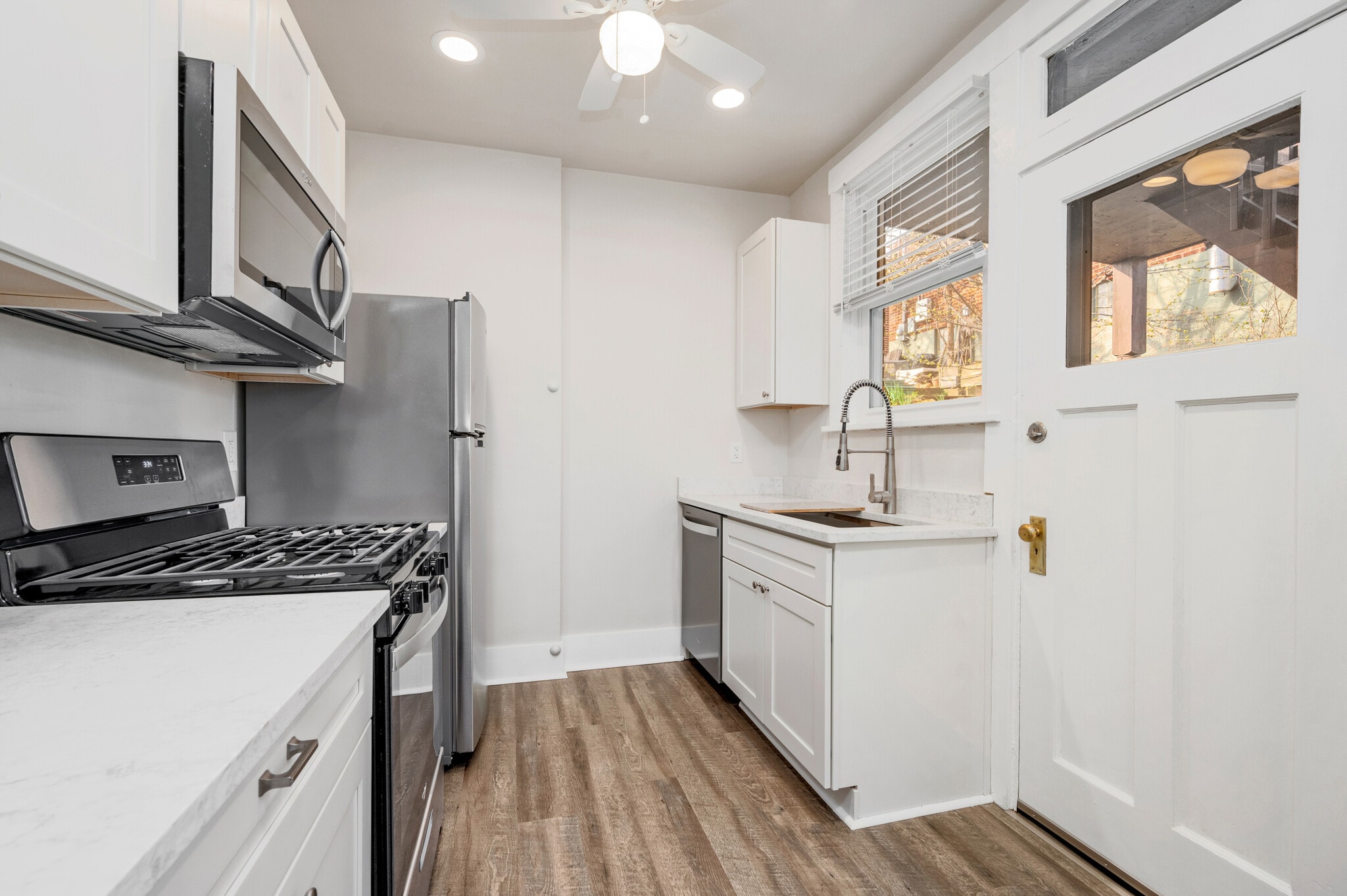 Building Photo - 227 45th St