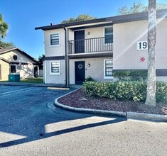 Building Photo - 2917 Regency Dr