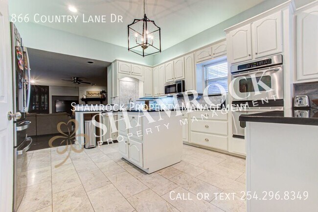 Building Photo - Meadowland Estates