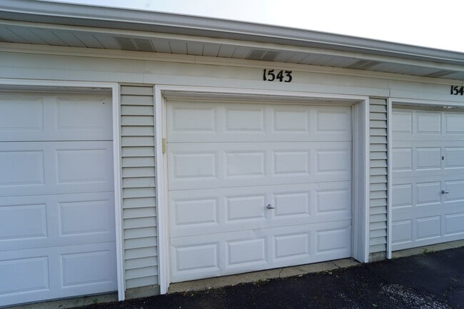 Building Photo - 1543 Cornell Pl