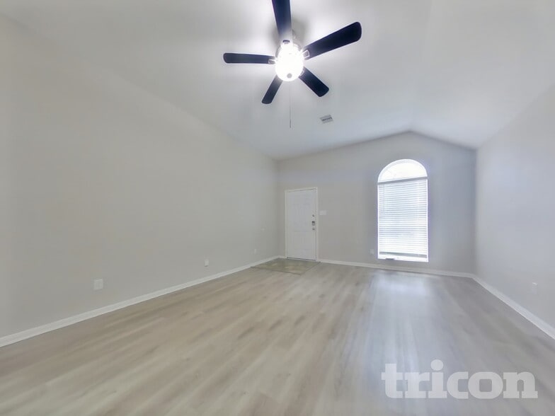 Building Photo - 11515 Baldwin Spruce Trail