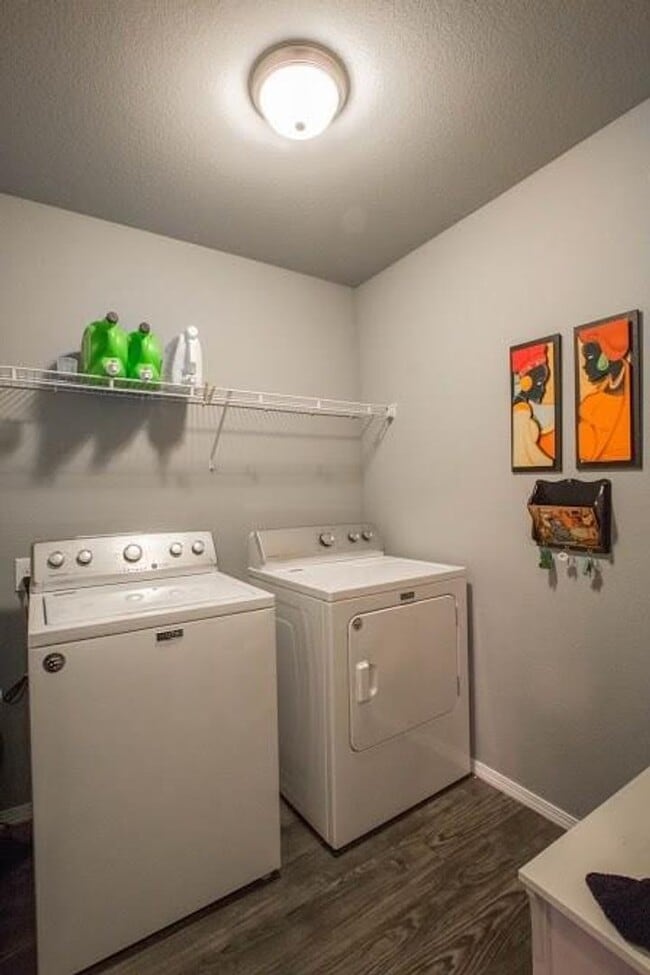 Building Photo - Wonderful and Spacious Rental Opportunity.