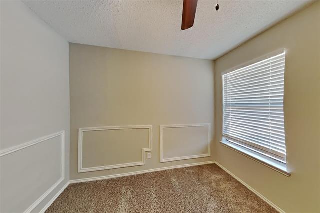 Building Photo - 212 Leisure Ln