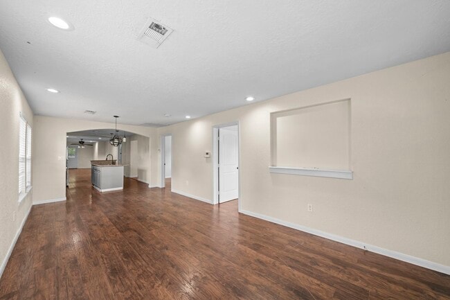 Building Photo - 2821 Holman St