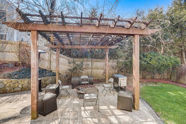 Building Photo - 2414 Massachusetts Ave