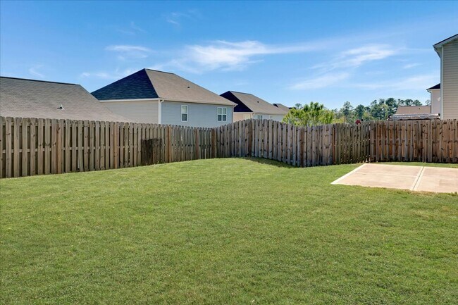 Building Photo - MOVE IN READY BY AUG - 1 -2026