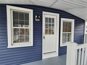 Building Photo - 115 N Main St