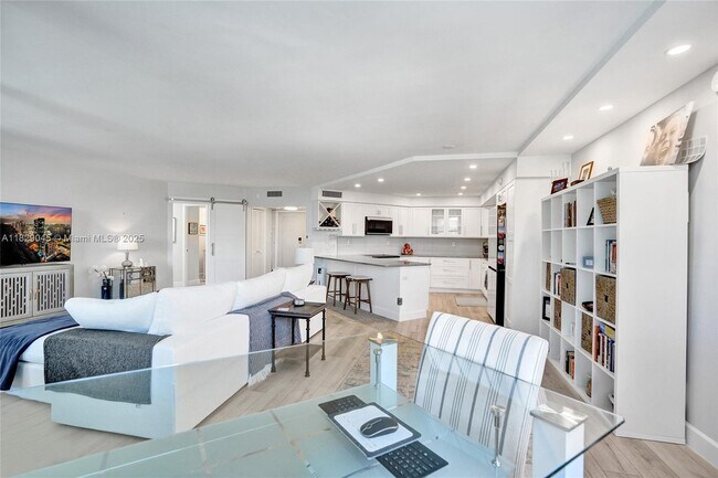 Building Photo - 1340 S Ocean Blvd