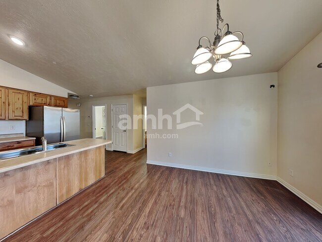 Building Photo - 196 Sam Gates Rd