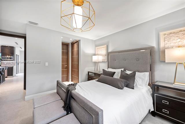 Building Photo - 540 Reinante Ave