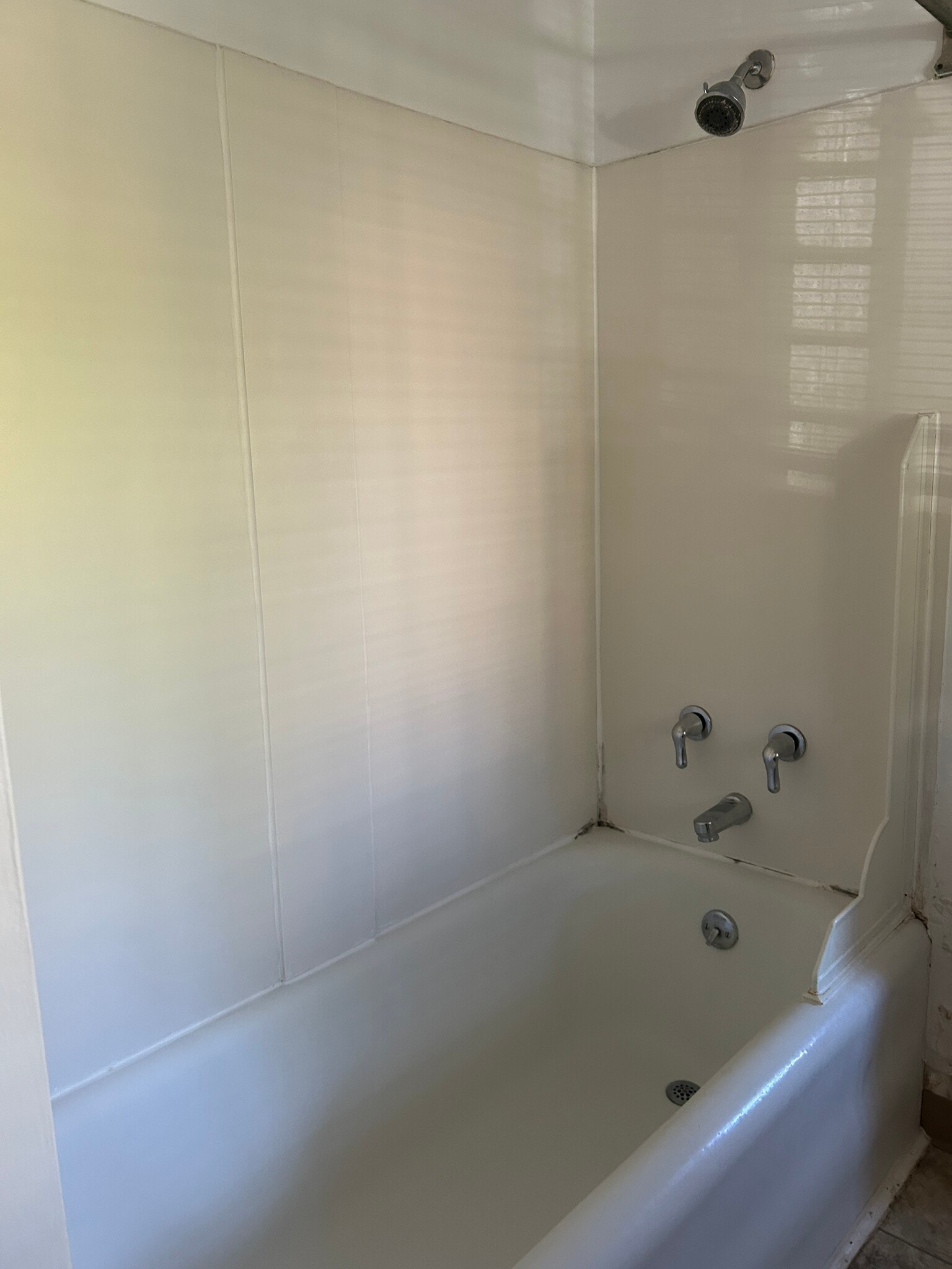 Building Photo - 505 E Seneca St