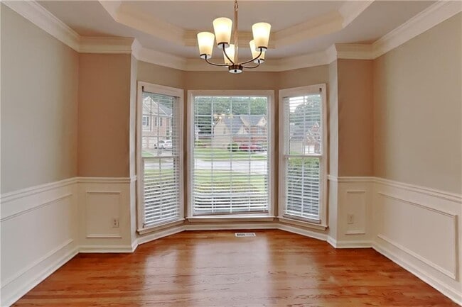 Building Photo - 3930 Summit Gate Dr