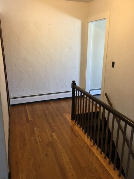 Building Photo - 20 Benedict St