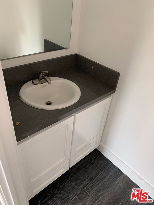 Building Photo - 2509 1/2 Cincinnati St