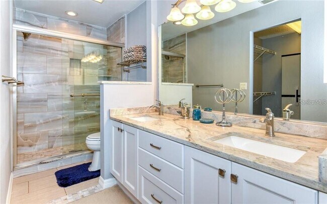 Building Photo - 5652 Ashton Lake Dr