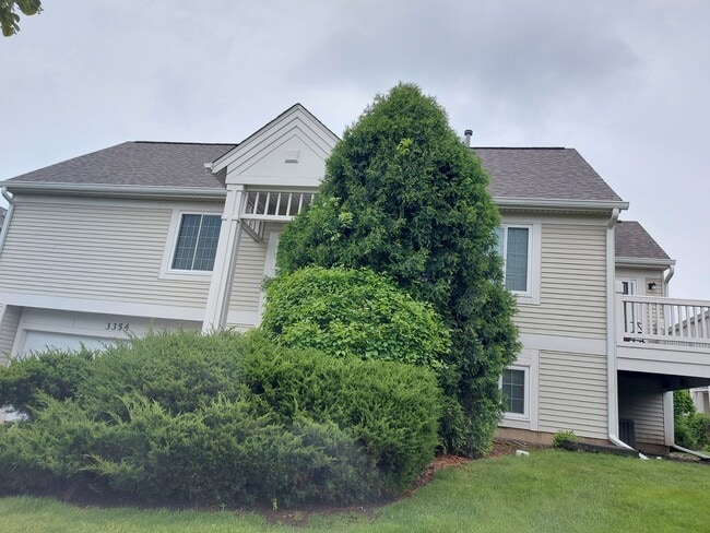 Building Photo - 3354 Ravinia Cir