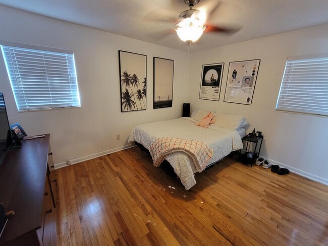 Building Photo - 404 Sable Ct