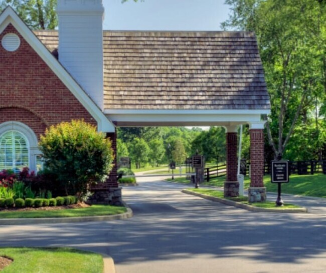 Building Photo - 4155 Old Light Cir