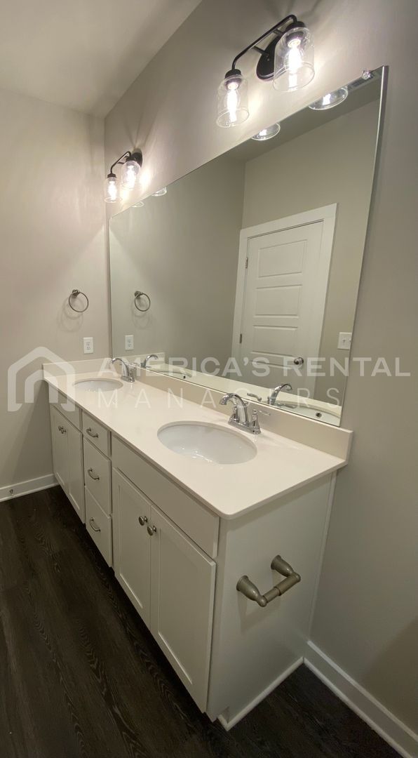 Building Photo - Home for Rent in Weaver AL... Coming Soon!