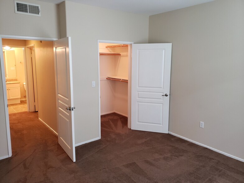 Bedroom - 2264 Watermarke Pl
