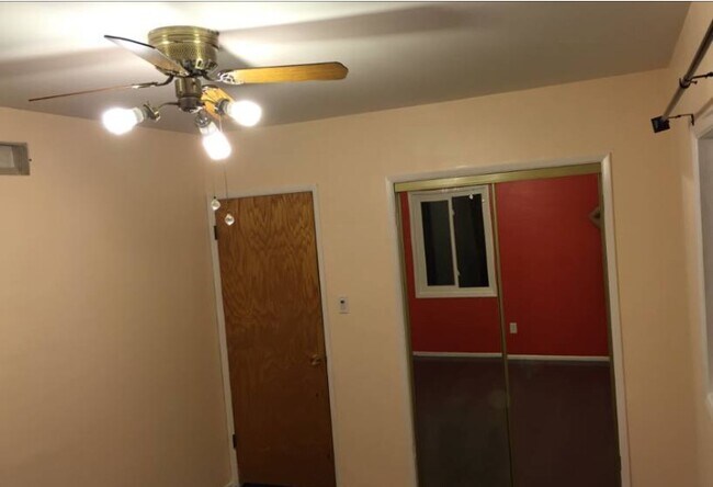 Building Photo - 11659 Harvard Dr