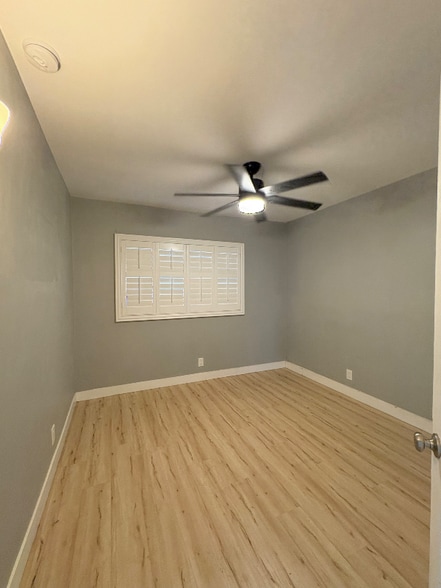 Building Photo - 8052 Fern Ave