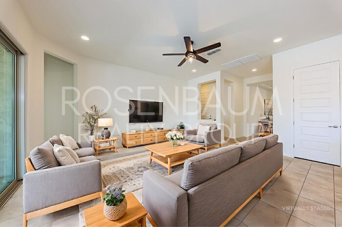 Building Photo - 18433 W Elm St