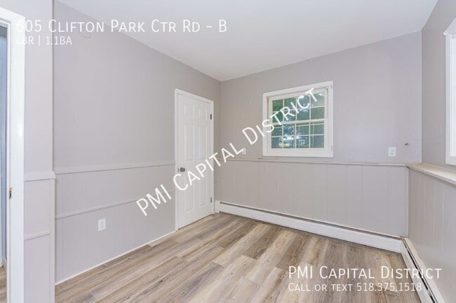 Building Photo - 605 Clifton Park Center Rd
