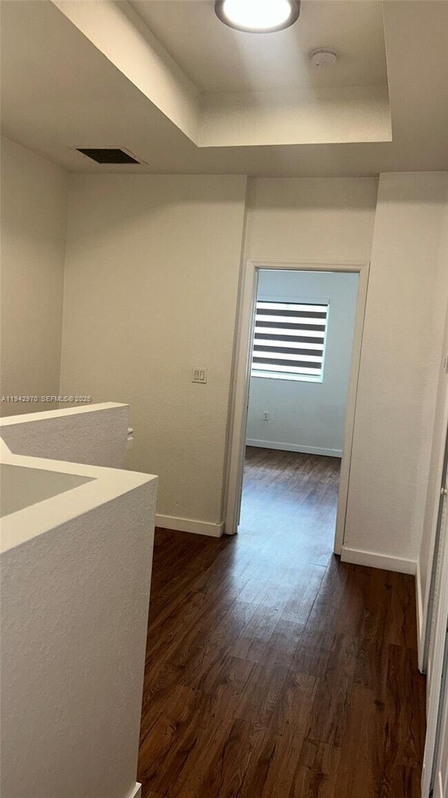 Building Photo - 10740 NW 83rd St