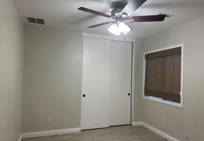 Building Photo - 1401 S 228th Ln