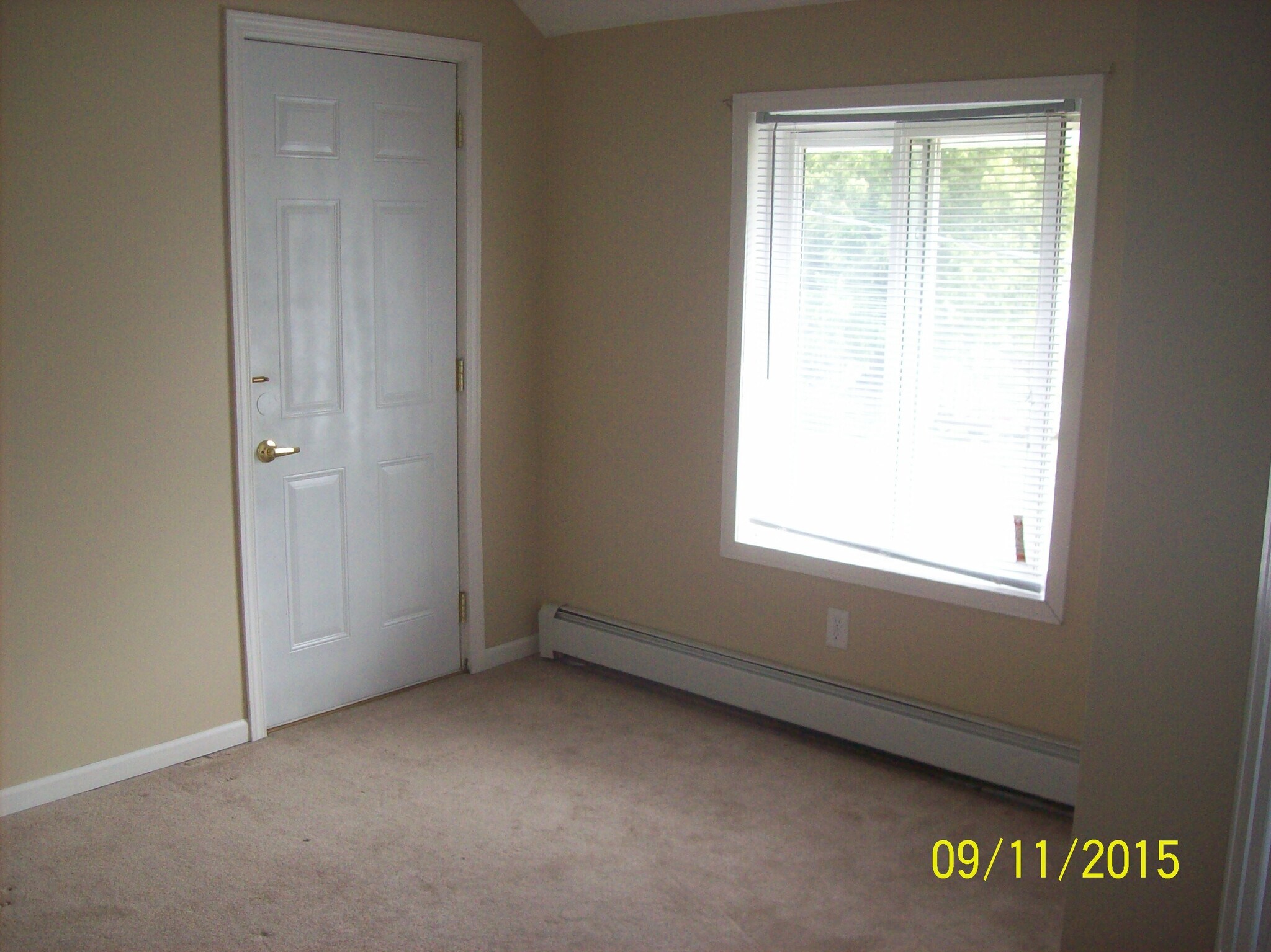 Building Photo - 652 Wisconsin St