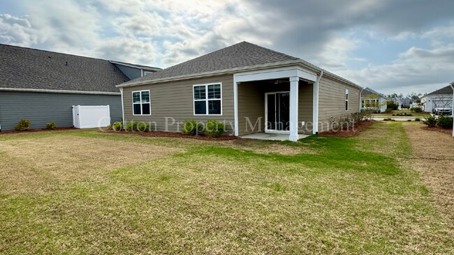 Building Photo - 2516 Centerway Ln
