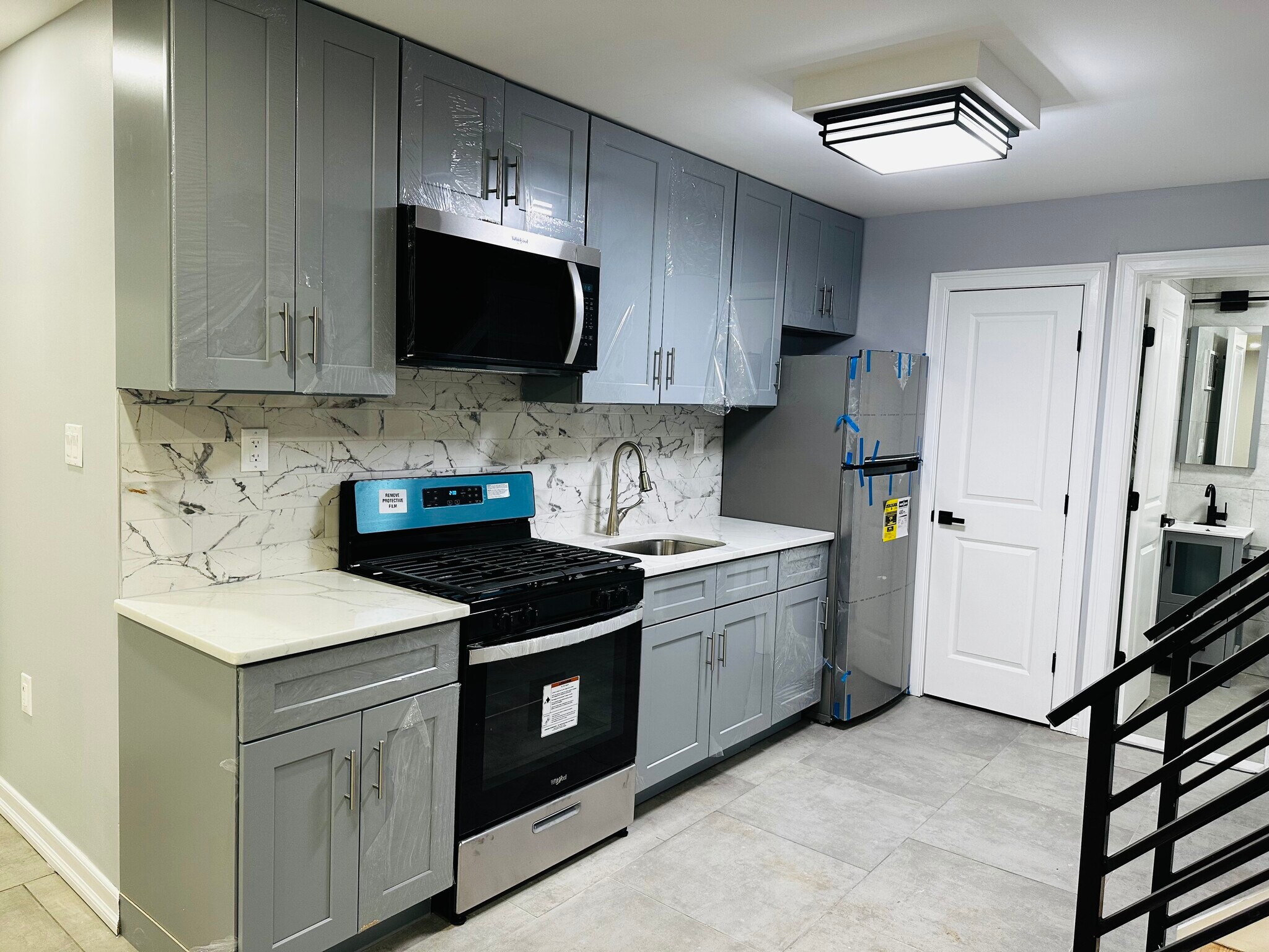 Kitchen - 80 Sunnyside Ave