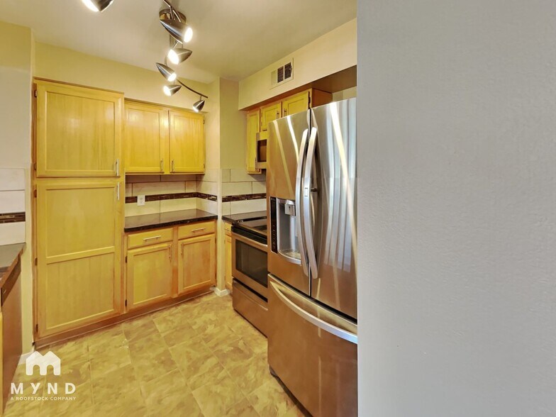 Building Photo - 45 Maleena Mesa St