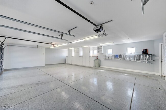 Building Photo - 1140 Brown Hill Ct