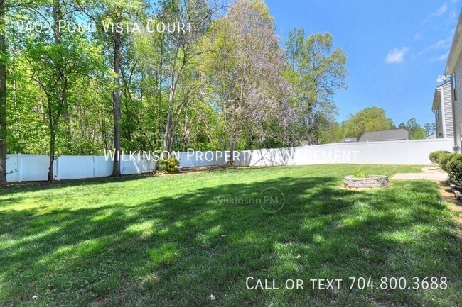 Building Photo - 9409 Pond Vista Court