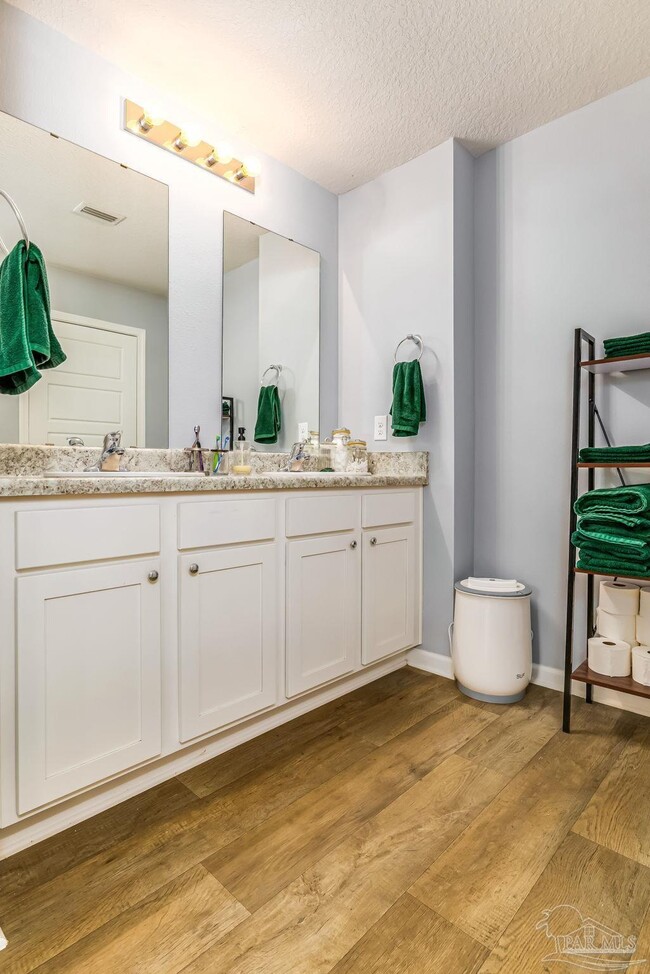 Building Photo - 1904 Mary Jo Way