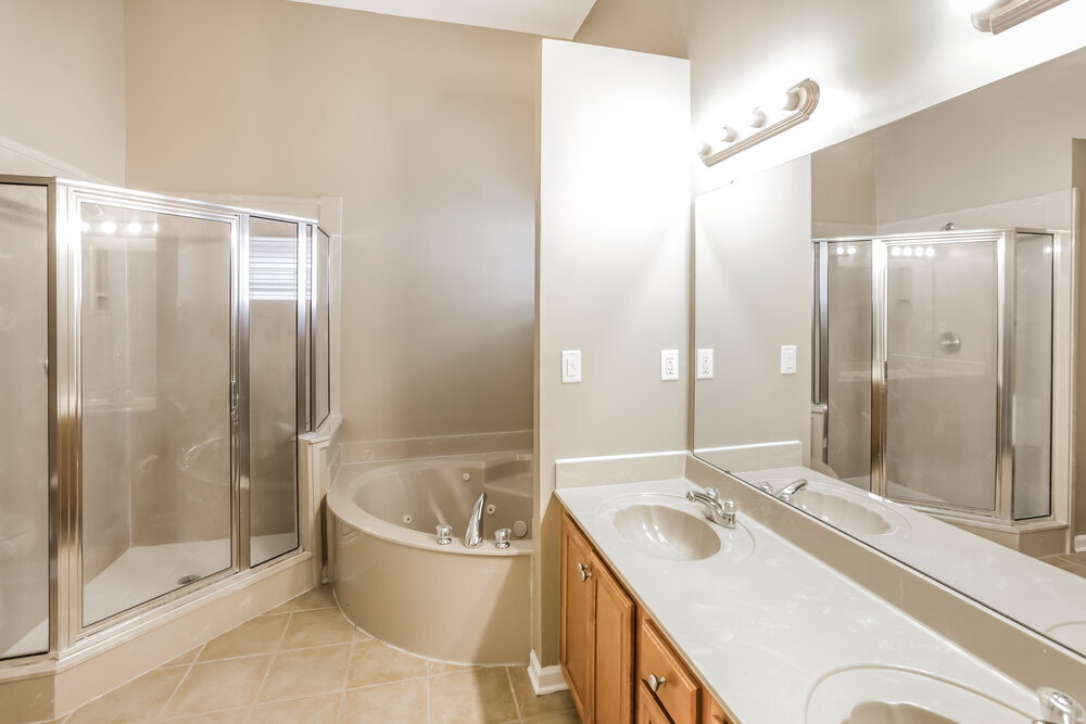 Building Photo - 4941 Wemberley Dr