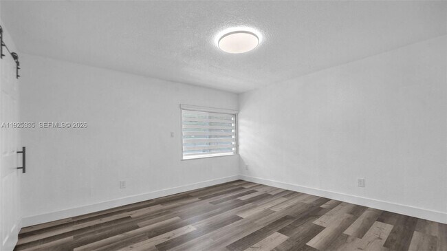 Building Photo - 11421 SW 84th St