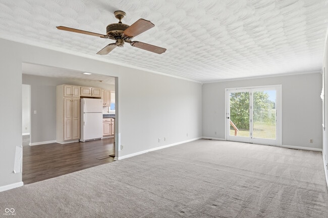 Building Photo - 1041 US-421