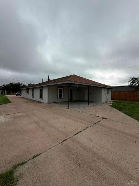 Building Photo - 18 E Rogers Rd