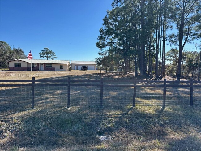 Building Photo - 3709 Grand Concourse